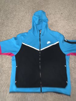 Nike Tech Hoodie 