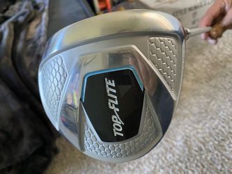 Women’s Flex Top Flite Golf Club Right Handed 460cc Driver w/Driver Head Cover. NICE!