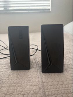 Wired speakers