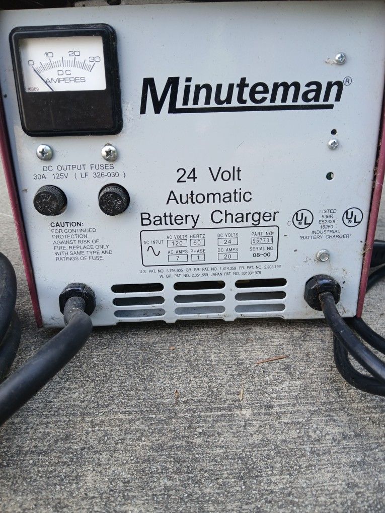 Minuteman 24 V Battery Charger 25 Amps