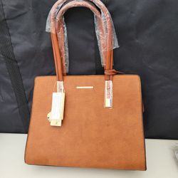 Woman  Bags  Perfect  Christmas  Gift 