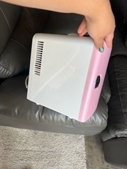 Mini makeup fridge