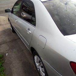 2005 Toyota Corolla Le