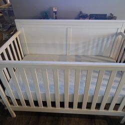 Baby Crib 