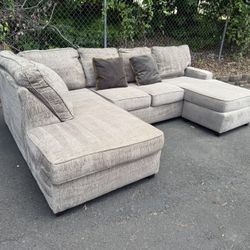 3Pcs Beige Sectional 