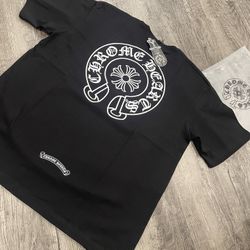 Bape ,  Chrome Hearts , Stussy  , HellStar 