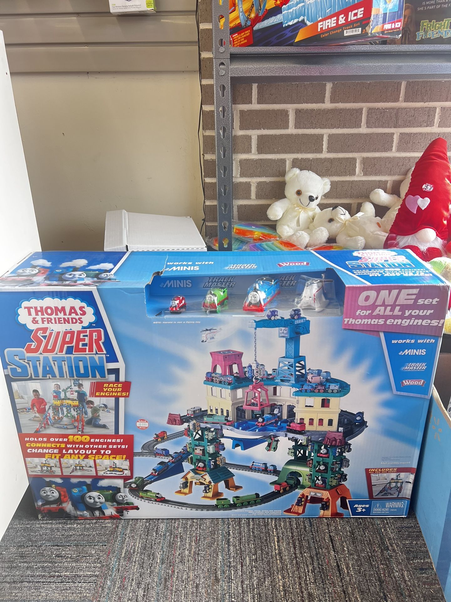 Super Station Train Vehicle Playset, New in Box