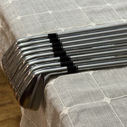 Titleist 714 MB Forged Irons (PW–5) + Extra Irons + 3 & 4 Heads