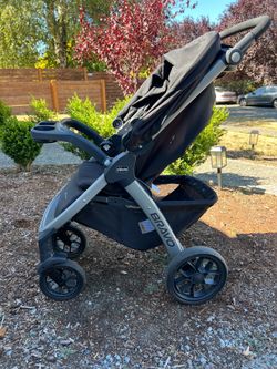 Chicco Bravo Quick-Fold Stroller – Black