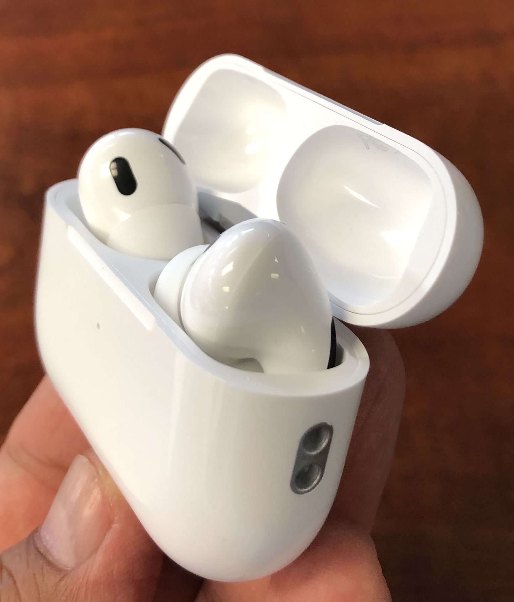 Apple AirPods Pro Second Generation…!!