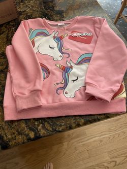 Girls Unicorn Sweatshirt 5-6Y New With Tags