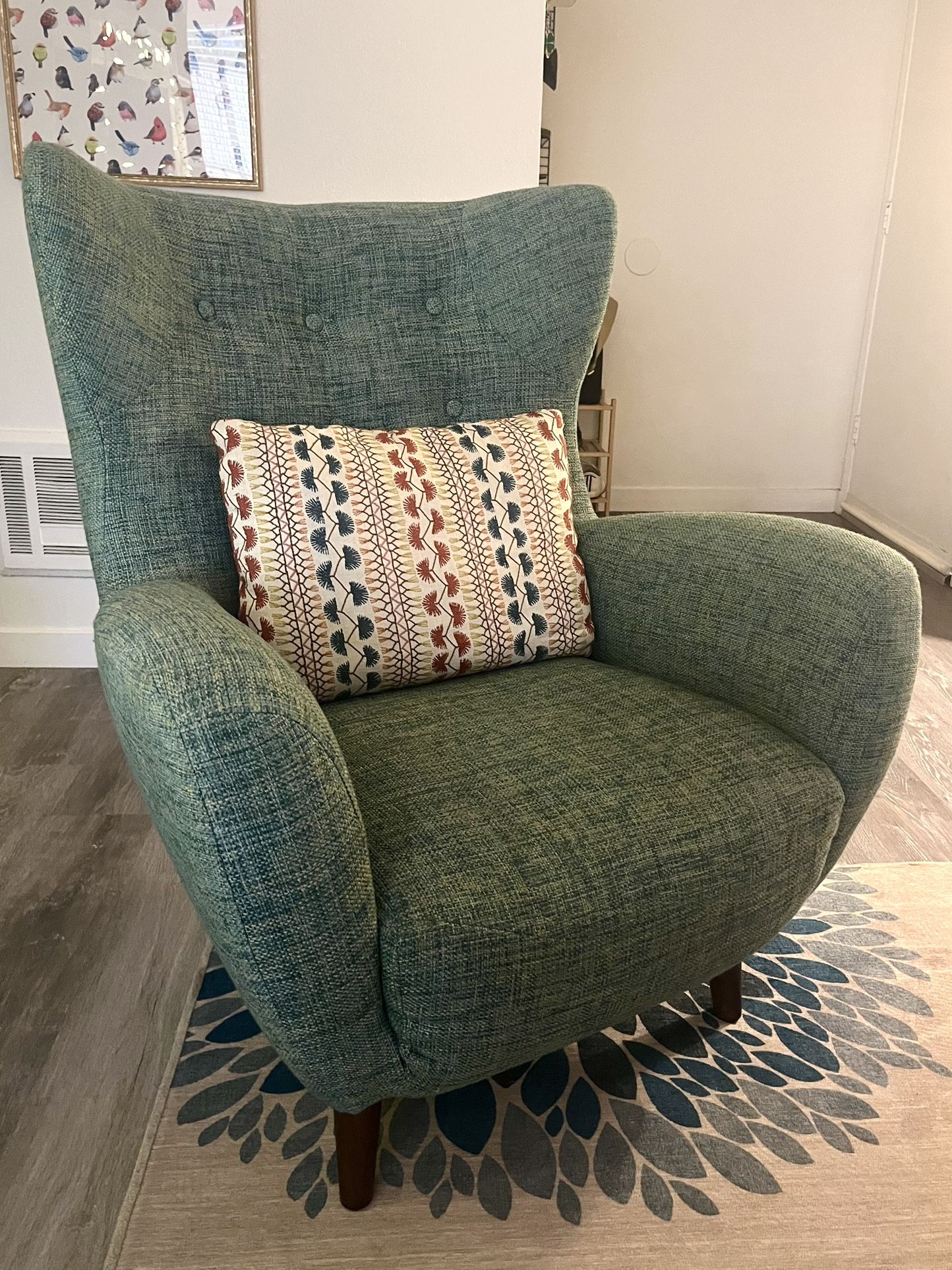 Tufted Green Armchair