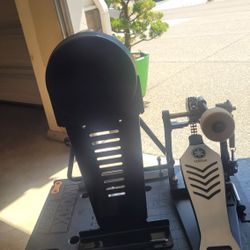 Roland KD9 Kick + Yamaha Pedal