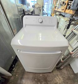 LG dryer  ✨ LIKE NEW ✨NO RUST ✨NO SCRATCHES ✨30 DAYS GUARANTEE.