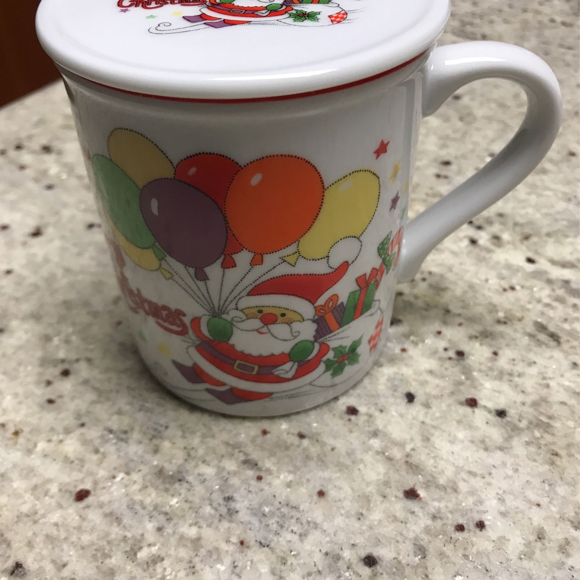 Merry Christmas Santa with Lid (Ceramic ) coffee /tea cup