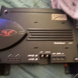 2 Rockford Fosgate Punch Amplifiers 