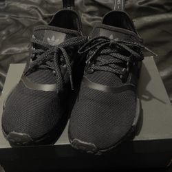 Adidas NMD_R1J Women’s Size 5