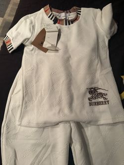 Burberry Women Outfit Size M 