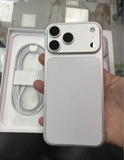 Apple iPhone 17 pro max silver