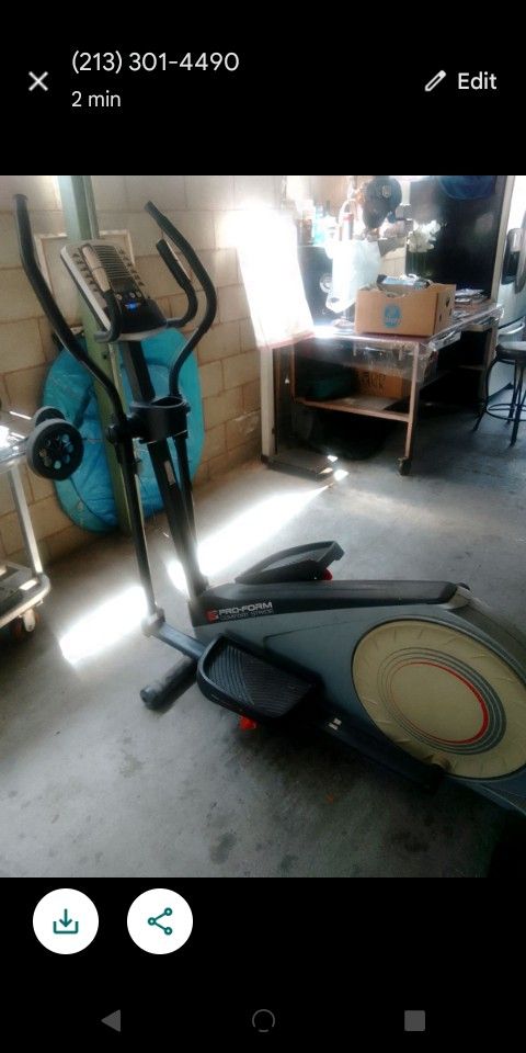 Elliptical Pro Form Comfort Stride.