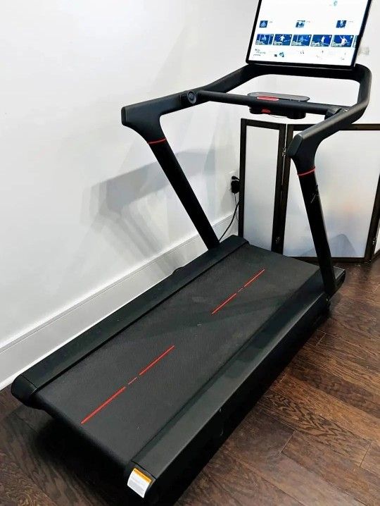 Peloton-Treadmill
