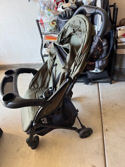 Mom push stroller