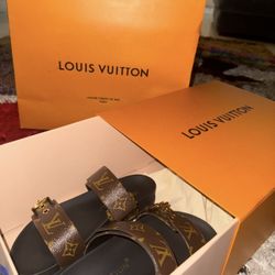 LOUIS VUITTON - Bom Dia Flat Comfort Mule