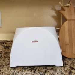 2 Slot Toaster By Sunbeam