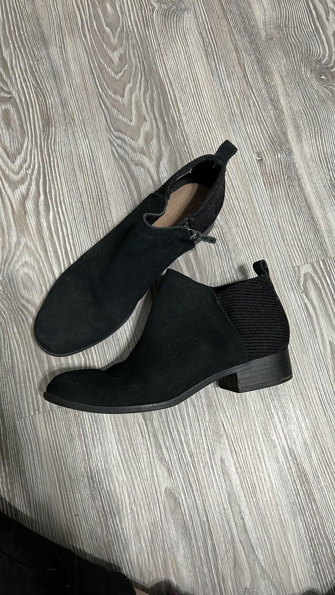 TOMS Deia Black Booties Sz 8.5