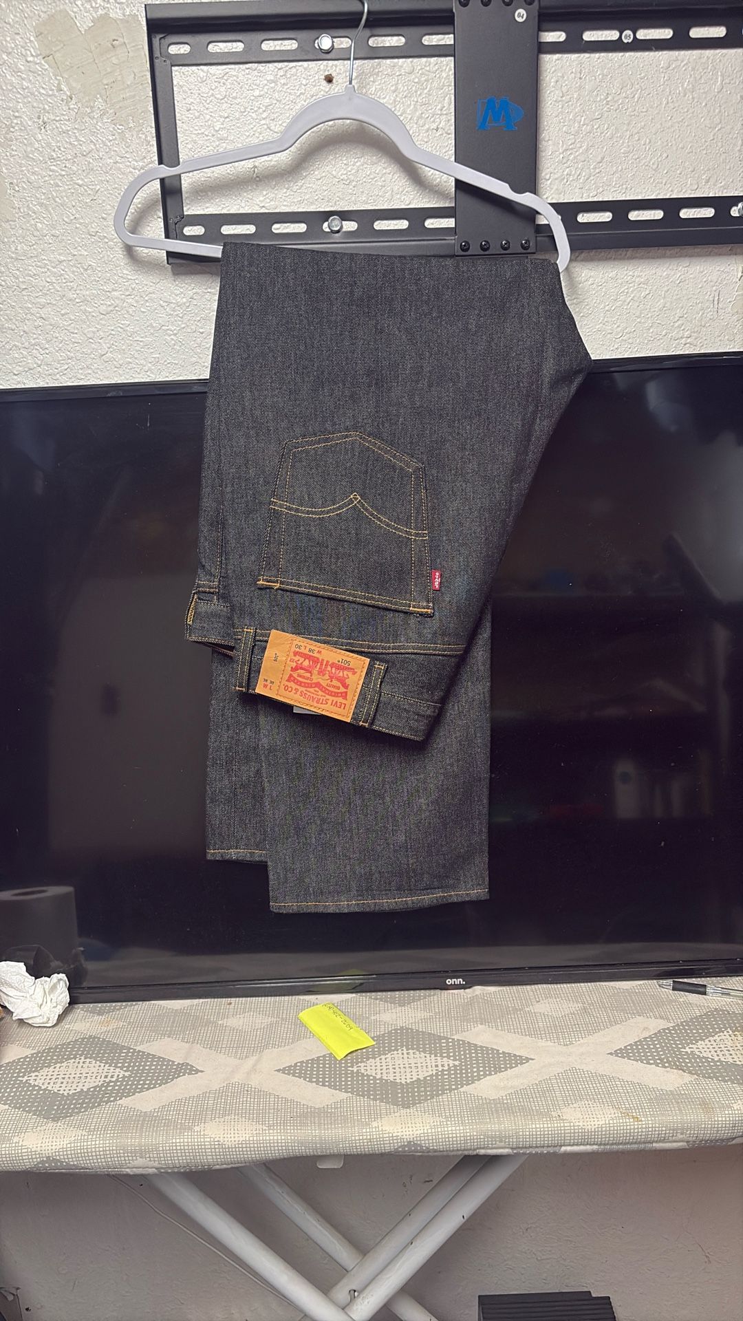 New 501 Levi’s 38/30