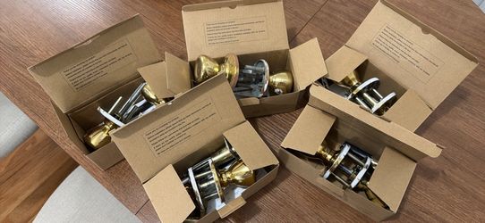 Used door knobs