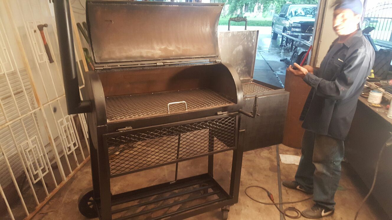 Bbq pits Lawn & Garden