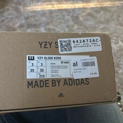 Adidas Yeezy Slides