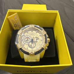 Invicta Bolt Men’s Watch With Case