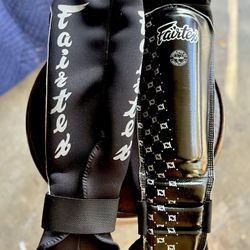 Fairtex SP6 Neoprene/Leather Shin Pads Black Size L