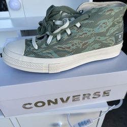 New Converse Sizes 9.5 10 10.5