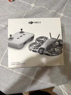 DJI Neo 2  Fly More Combo