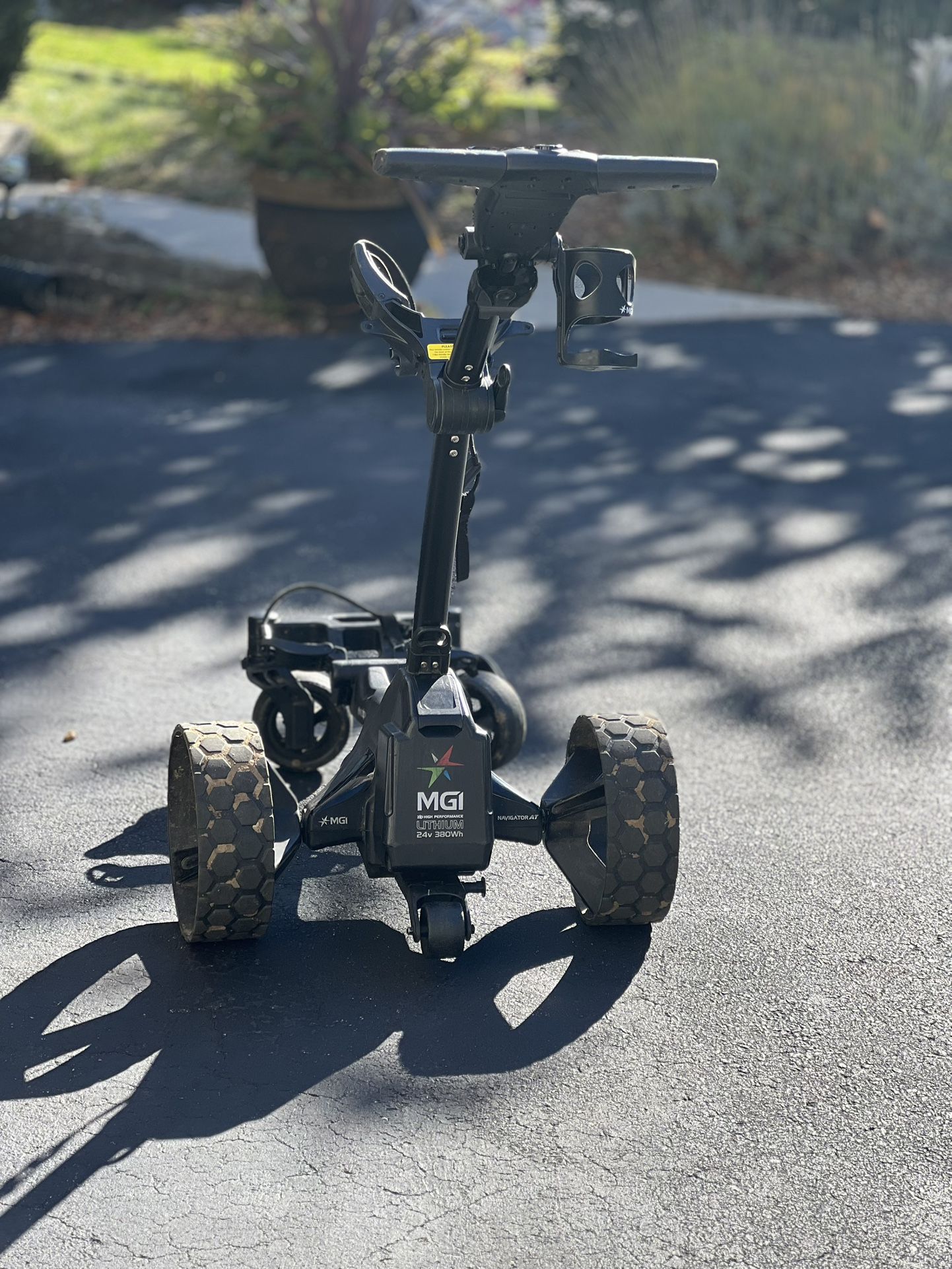 Golf Cart - MGI Zip Navigator AT