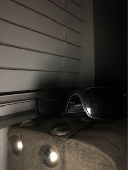 Oakley‘s glasses