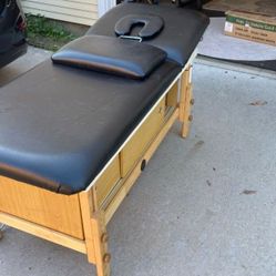Massage Table 70x28