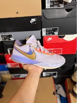 LeBron 20 Violet Frost size 11.5 VNDS
