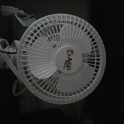 CLIP ON FAN 