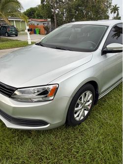 2011,Volkswagen,jetta, gray