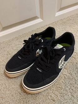 Cariuma Shoes