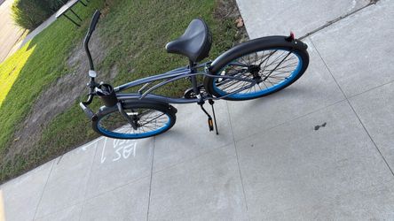 Huffy beach cruiser
