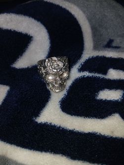 Silver skull ring