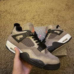 Jordan 4 Taupe Haze 