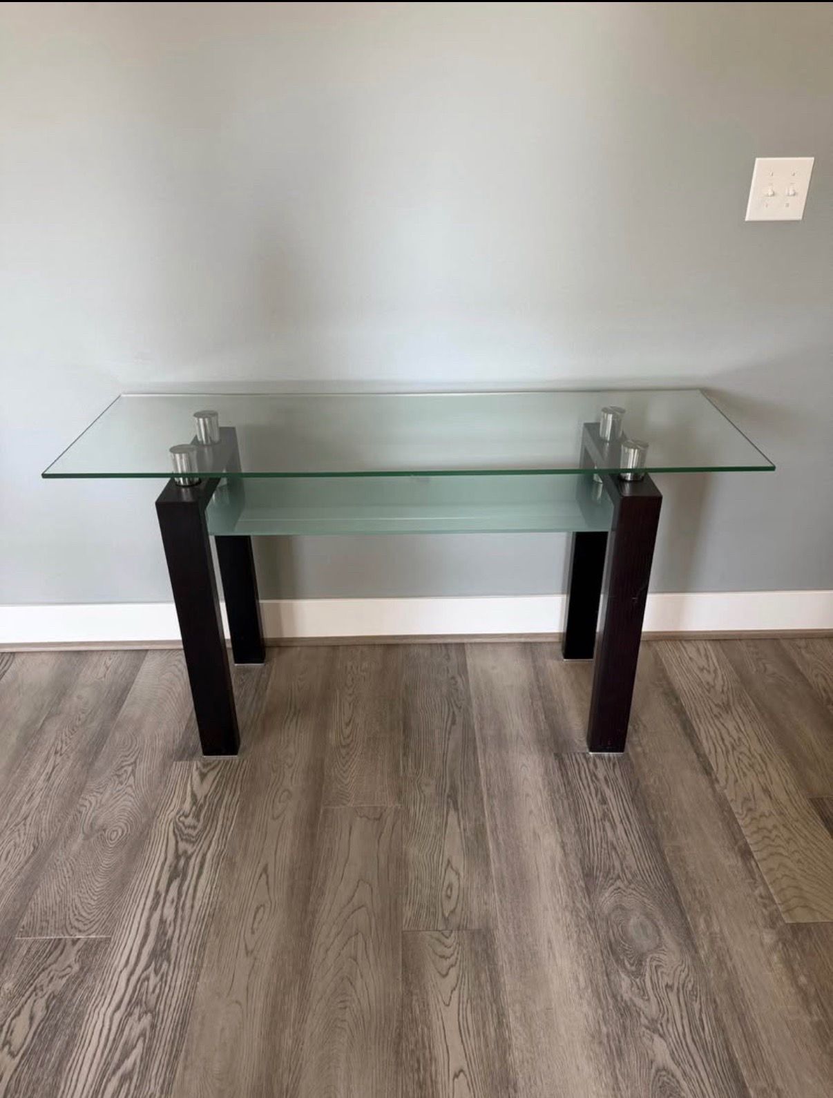 Dania Modern Glass Console / Entry Table – $50