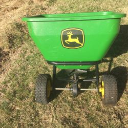 John Deer Speader 