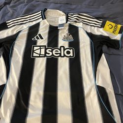 Newcastle United Jersey Size XXL